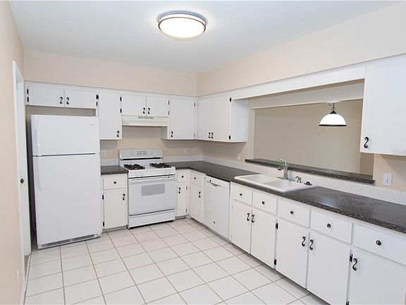 2nd image of 2314 Isle Royale Ct SE