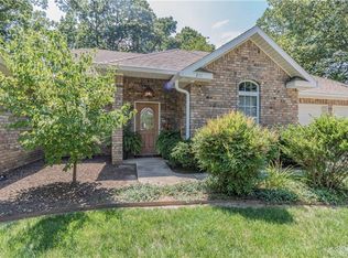 311 Laurinda Dr, Bentonville, AR 72712