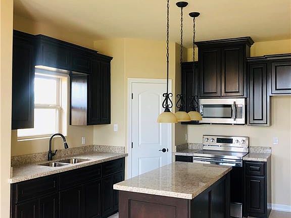 4th image of 1109 Palazzo Dr