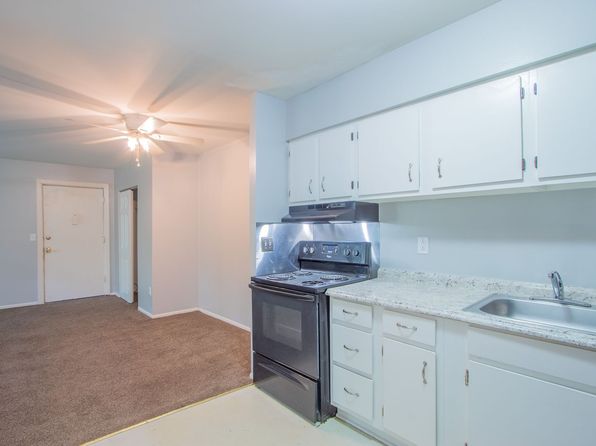 108 E Monroe Ave