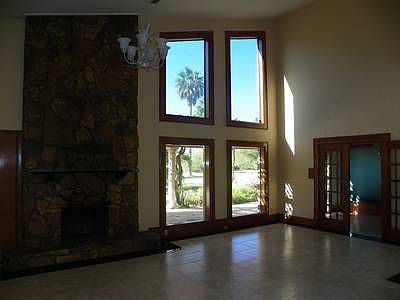 5th image of 2811 Lake Shore Dr