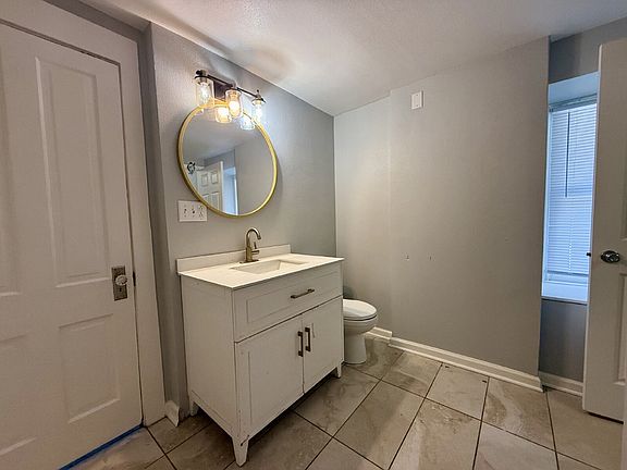 5th image of 5036 S 92nd St #3
