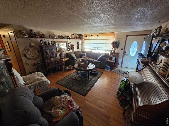 5th image of 12 Huntington Ct