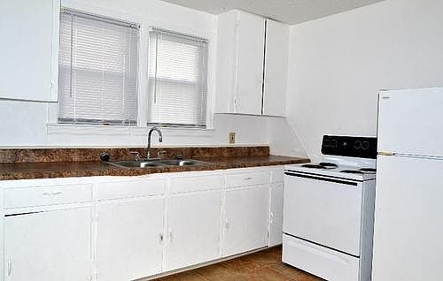 3rd image of 2310 Fine Ave