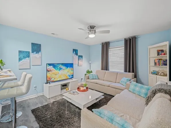 403 71st Ave N APT 13, Myrtle Beach, SC 29572