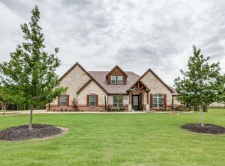 217 The Falls Dr, Sunnyvale, TX 75182