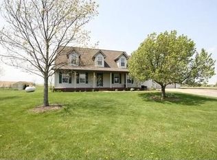 1962 W Cruger Rd, Washington, IL 61571