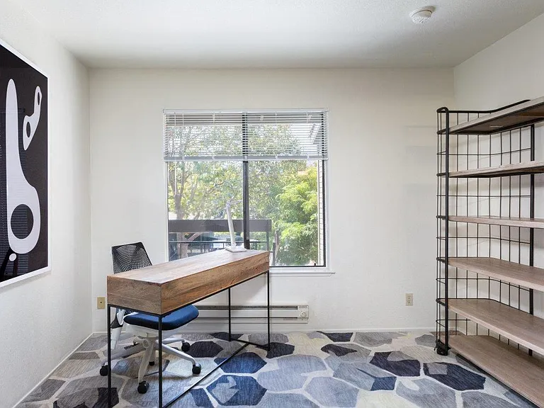 Monte Vista Apartments — Photo 8