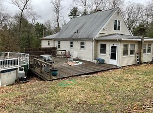 832 Phillips Hill Rd, Coventry, RI 02816