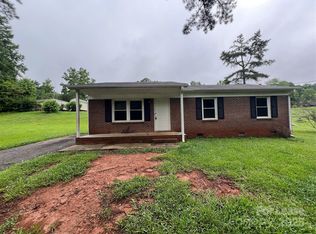 1804 Alpine Dr, Kings Mountain, NC 28086