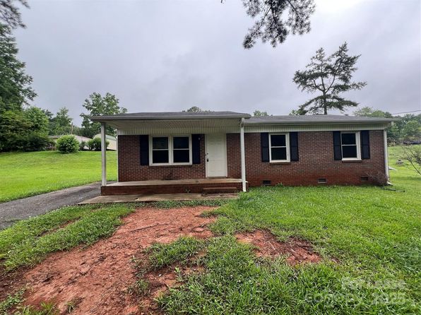 1804 Alpine Dr