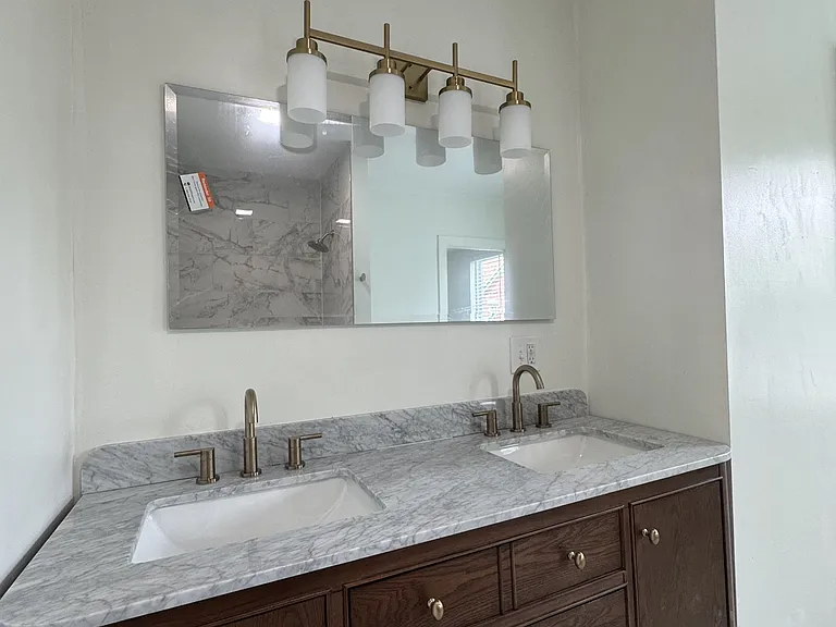 510 Winfield St — Photo 34