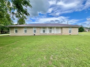 1703 Gordon Ln, Lawrenceburg, TN 38464