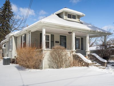 549 E Flint St, Lake Orion, MI, 48362