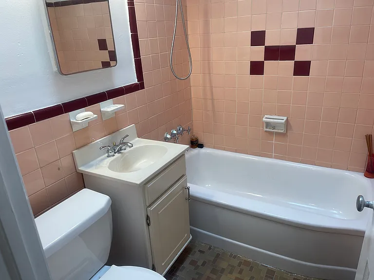 2707 Stevens St — Photo 6