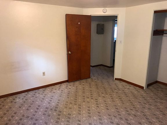 3rd image of 512 S 5th St