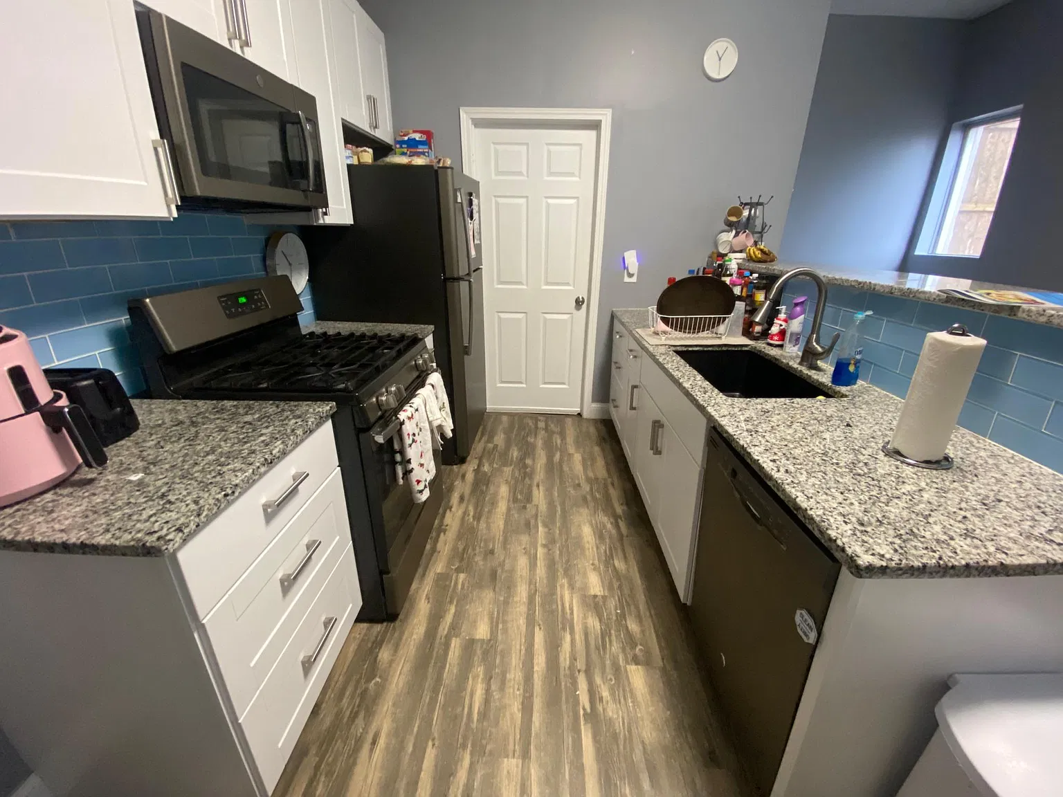 4 bed, 2.5 bath, 1500 sqft, $2,600 — Photo 4