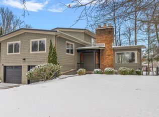 3128 Hall St SE, East Grand Rapids, MI