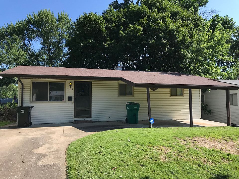 1st image of 523 Dornoch Dr