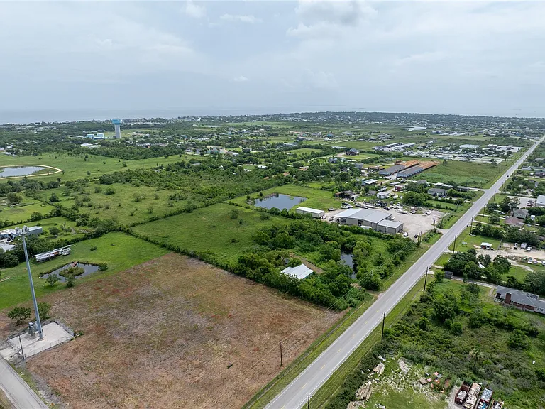 2454 FM 517 E — Photo 11