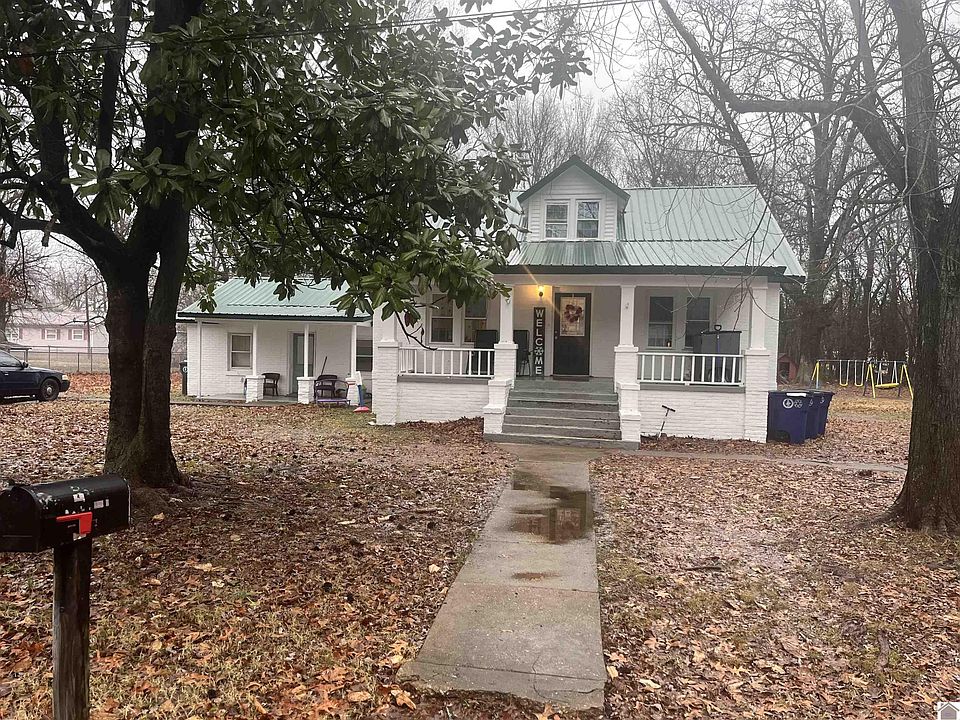 1st image of 922 S 27th St