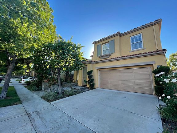 2nd image of 11 Benicia