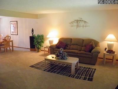 3rd image of 701 Thelma Dr