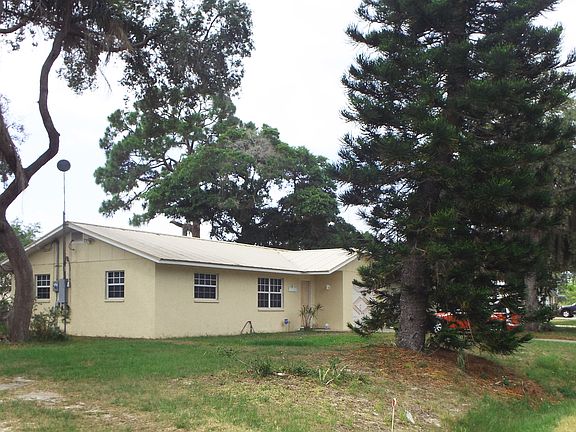 neighbor to the right