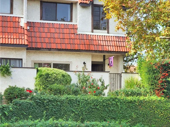 27666 Nugget Dr APT 6, Santa Clarita, CA 91387