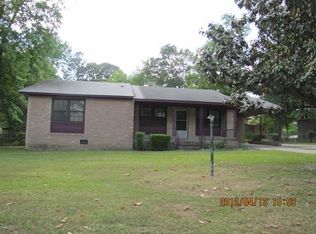 951 Bramble Ln, Orangeburg, SC 29115