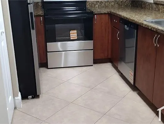 3 bed, 1500 sqft, $3,100 — Photo 3