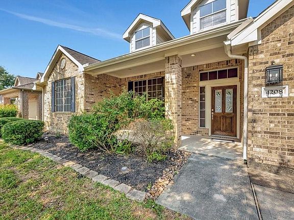 3rd image of 4208 S Meridian Greens Drive