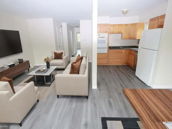 110 Nandina St Floor 1, Philadelphia, PA 19116