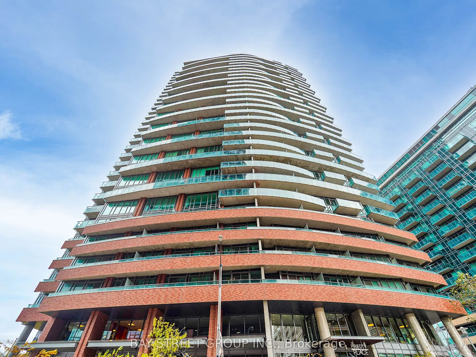 2 bed, $2,450 — Photo 1