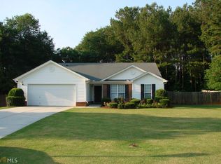 520 Pin Oak Dr, Bethlehem, GA