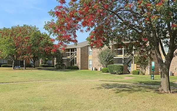 Somerset Park At Union Apartments — Photo 12