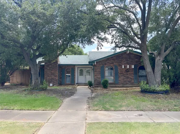 5229 Pruitt Dr, The Colony, TX 75056
