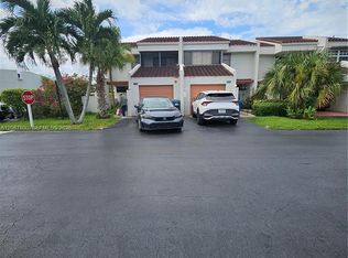 6593 Racquet Club Dr #139, Lauderhill, FL 33319