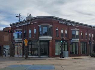 Live Downtown On Broadway!, Green Bay, WI 54303