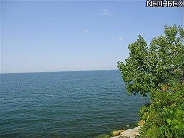 3rd image of 12321 Lake Shore Blvd