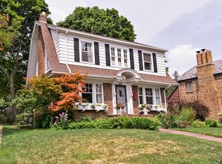 430 Everett Dr, Lansing, MI
