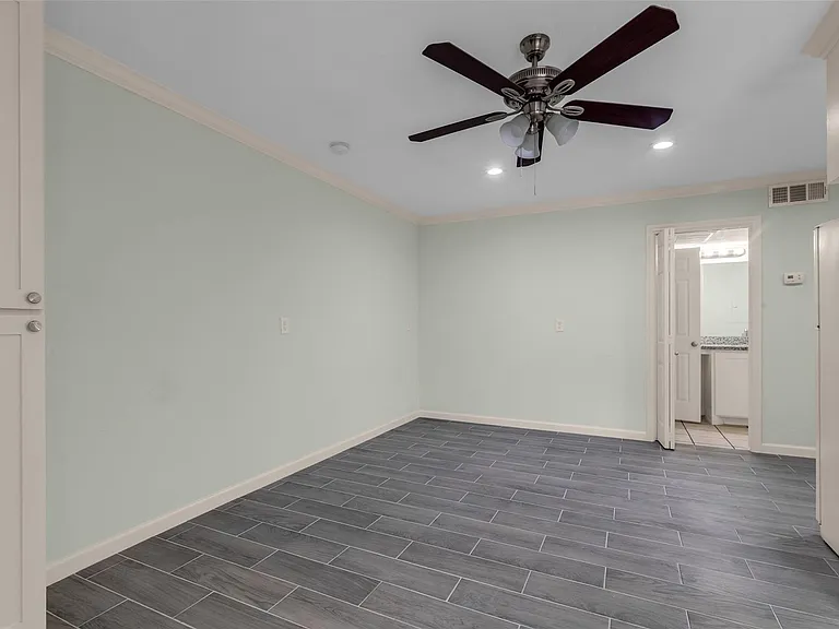 1311 Antoine Dr #128 — Photo 9