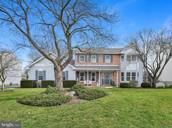 213 Spirit Ct, Blandon, PA 19510