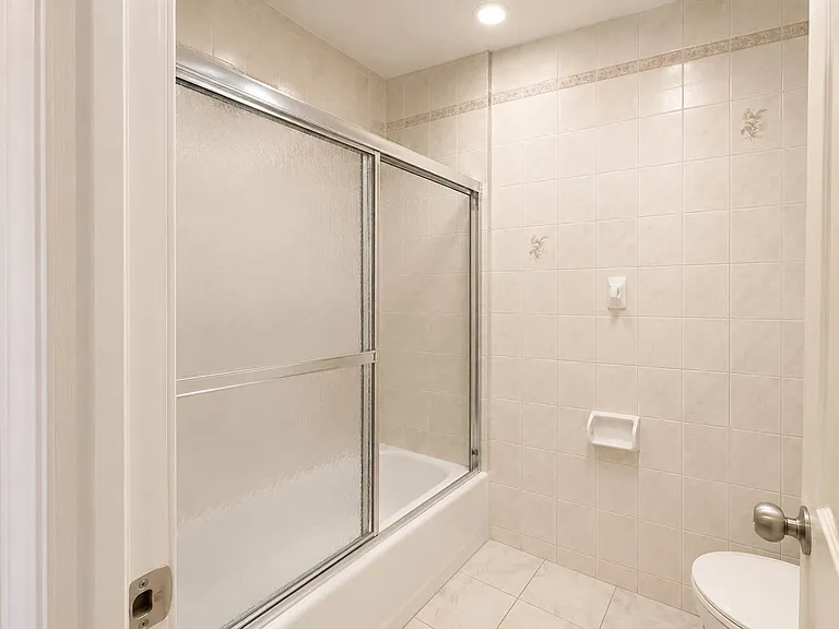 1709 Foster Ave #2 — Photo 11