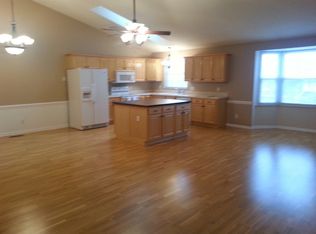 211 Farmington Trl, Kingston, TN 37763