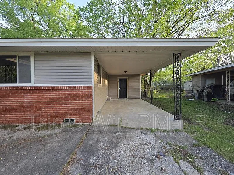 109 Farmere Cir — Photo 5