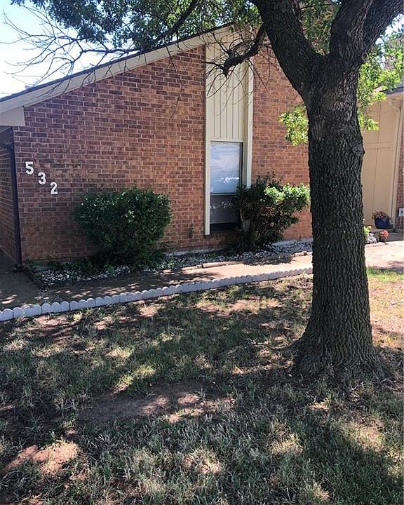 2nd image of 532 NW 137th St