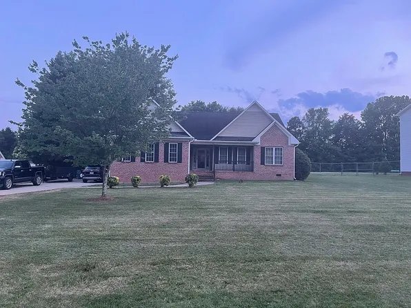 218 Heritage Manor Cres, Lexington, NC 27295