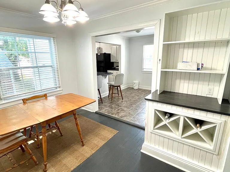 301 Poplar Dr — Photo 12