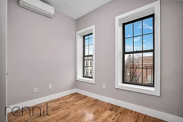 Rented by Rennit Inc.